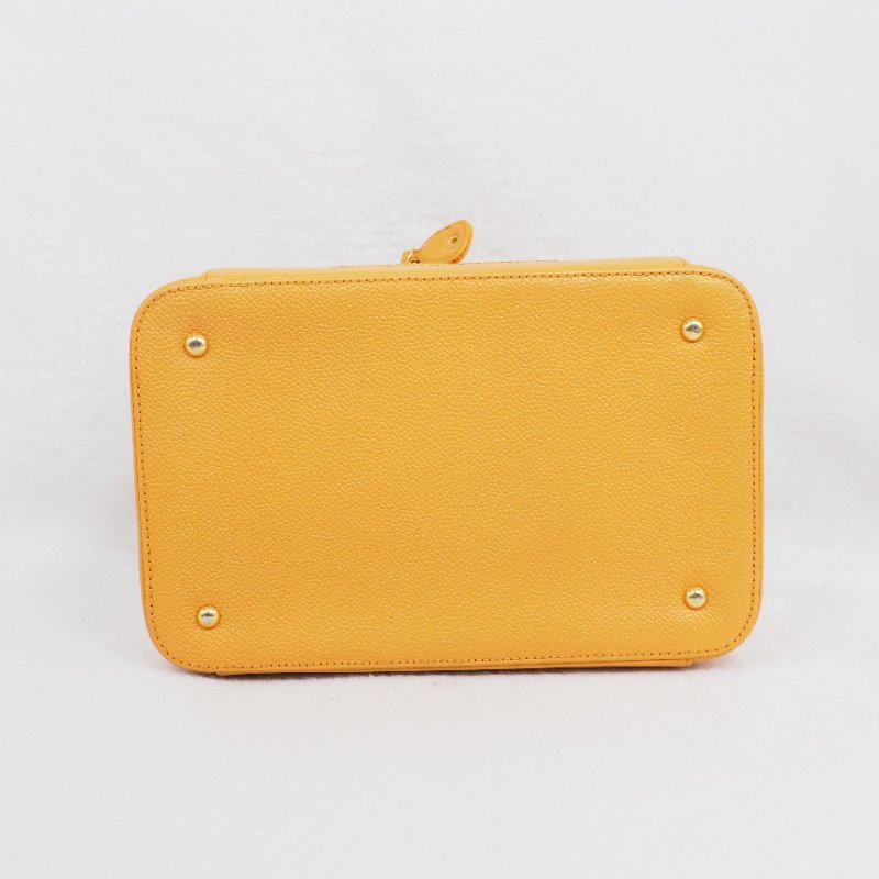CHANEL Vintage Caviar Vanity Case 琥珀黃荔枝皮化妝箱-5