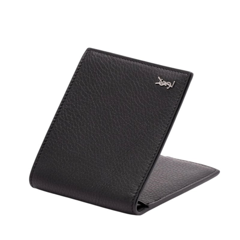 【YSL】SAINT LAURENT Tiny Cassandre East West Bifold 粒面皮革 卡夾 皮夾 短夾 黑色 銀色 847954-1