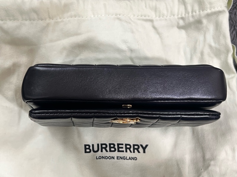 BURBERRY 巴寶莉 Mini Lola 金屬LOGO格紋車線小羊皮迷你翻蓋斜背包-5