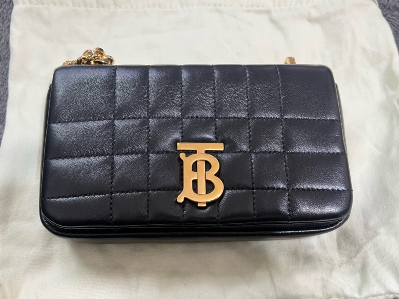 BURBERRY 巴寶莉 Mini Lola 金屬LOGO格紋車線小羊皮迷你翻蓋斜背包-9