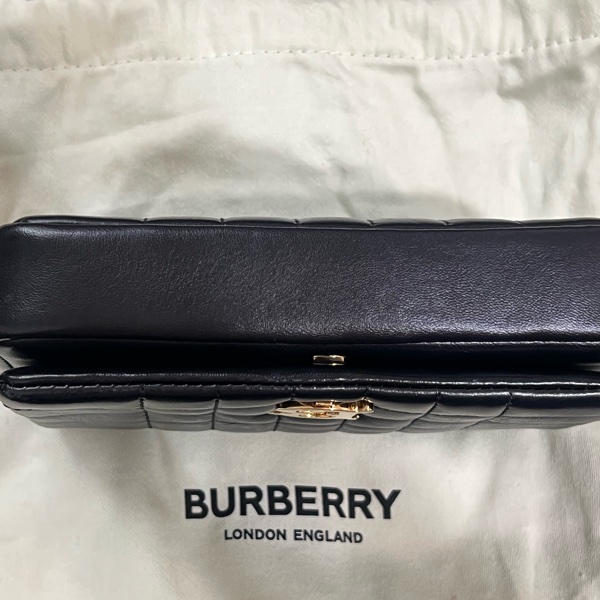 BURBERRY 巴寶莉 Mini Lola 金屬LOGO格紋車線小羊皮迷你翻蓋斜背包-11
