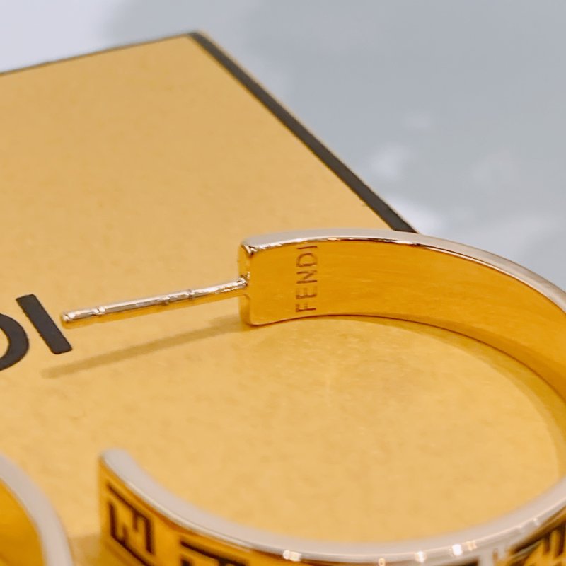 TW4817	Fendi 芬迪FF字耳環 FF Logo Circle Earrings GHW-4