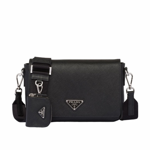 Prada 男士 Saffiano 徽標單肩包均碼碼22cm*5cm*14.5cm