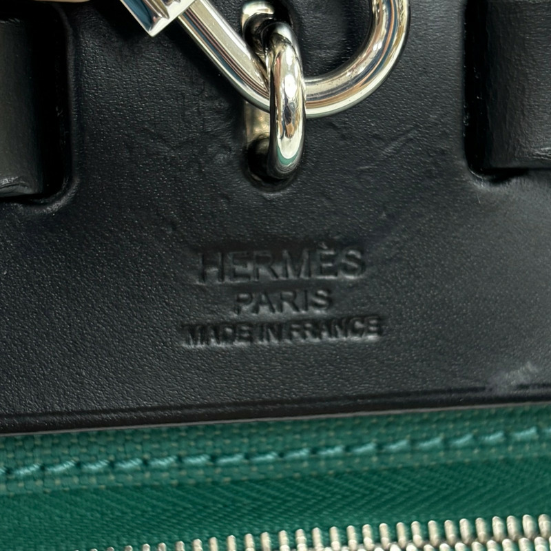 綠色 VERT VERONE Toile calf 帆布 Herbag Zip 31 肩背包 A刻 銀和 【HERMES 愛馬仕】 H079092CC-5