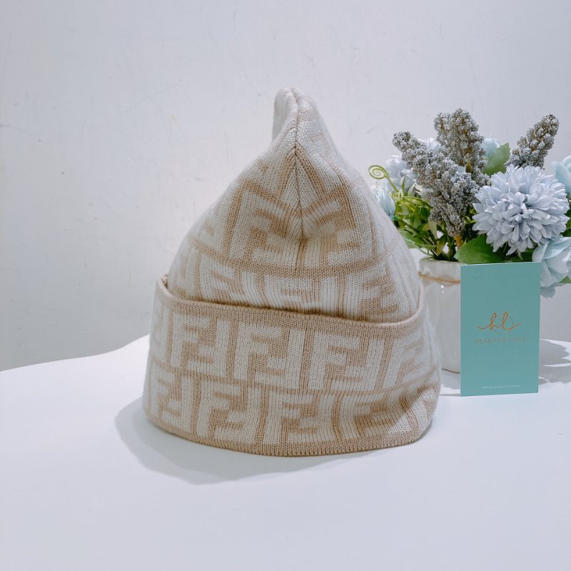 TW4818	Fendi 芬迪經典花紋帽子 Knit Cap Beanie 50Beige/White-2