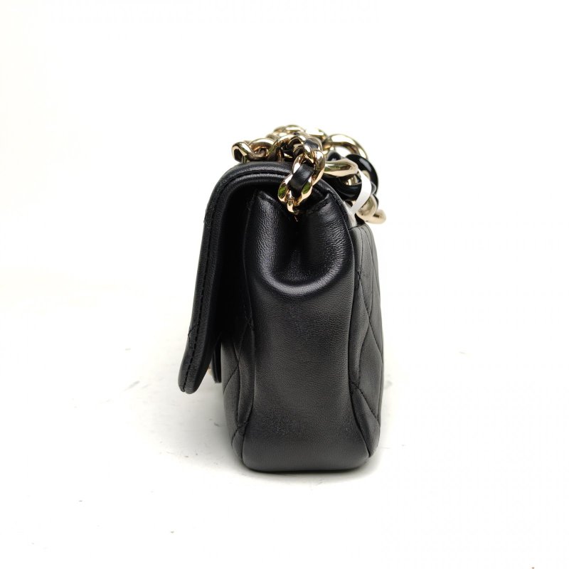 CHANEL 22C亞克力粗鏈條手柄口蓋包黑色羊皮29開金扣肩背包-1