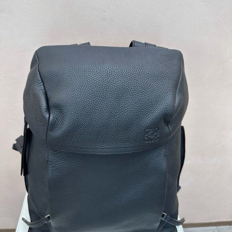 LOEWE Military黑色荔枝紋全皮 後背包 34*39  98新配件塵袋-2