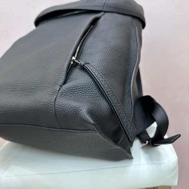 LOEWE Military黑色荔枝紋全皮 後背包 34*39  98新配件塵袋-4
