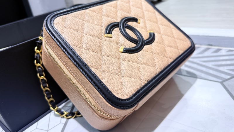香奈兒CHANEL vanity 奶茶色拼色 相機包 荔枝牛皮 小號-1