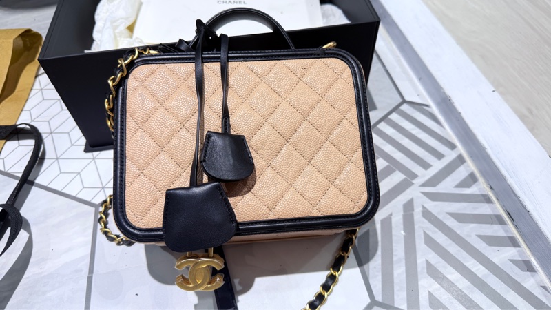 香奈兒CHANEL vanity 奶茶色拼色 相機包 荔枝牛皮 小號-3