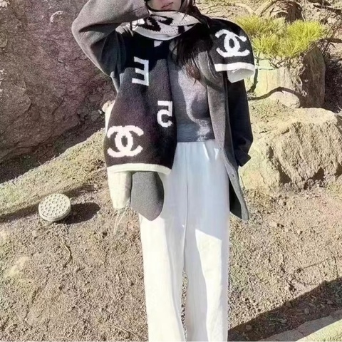 Chanel圍巾