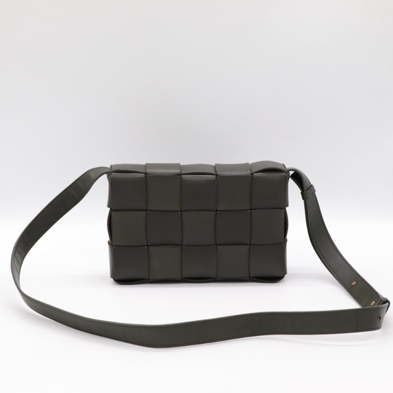 BV   墨綠側背包-2