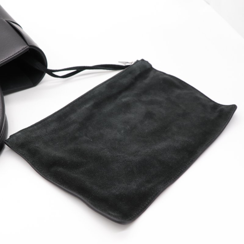 BV   墨綠側背包-15