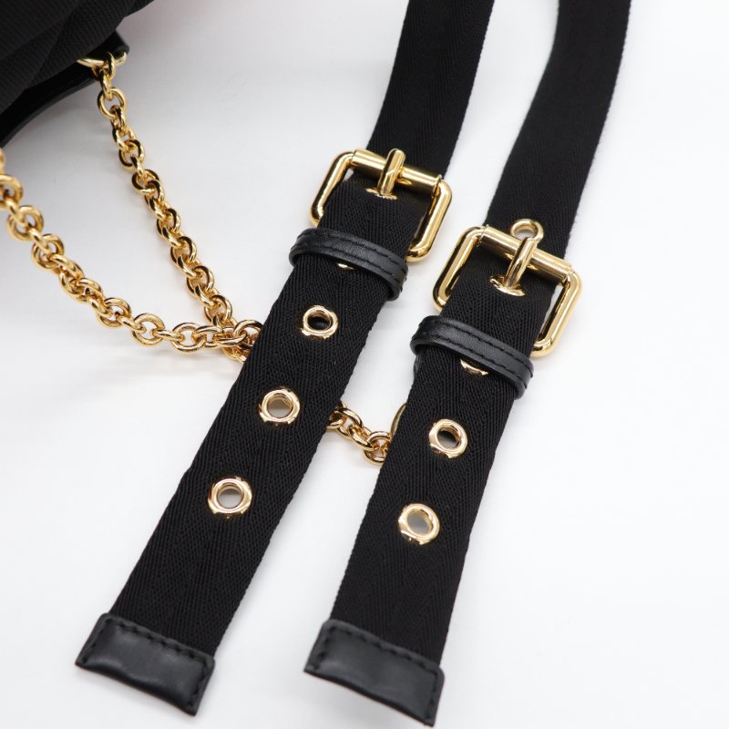 BURBERRY 紅後背包-10