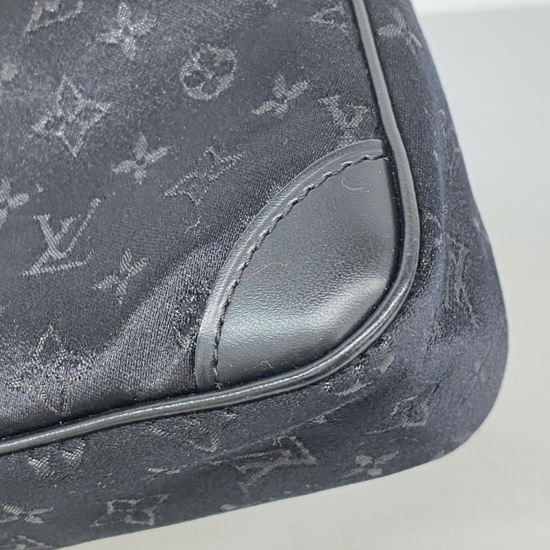 路易威登 Monogram Satin Little Boulogne 手提包 M92142 黑色（女士）-5