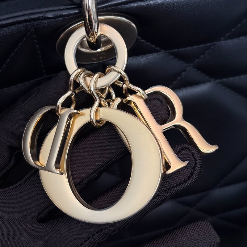 Dior 新款LadyD-sire中號黛妃包 黑金 羊皮30*21*8  99新配件肩帶 塵袋-4