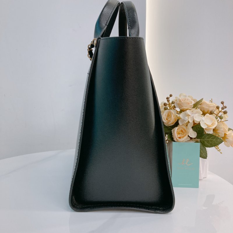 MS0683 Chanel 香奈兒 沙灘袋 購物包 小號 牛皮 黑色 釘子 金扣 Deauville Studded Shopping Bag Small Calfskin Black x GHW-2