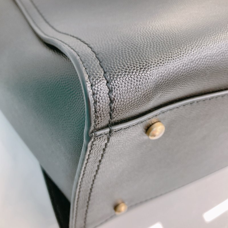 MS0683 Chanel 香奈兒 沙灘袋 購物包 小號 牛皮 黑色 釘子 金扣 Deauville Studded Shopping Bag Small Calfskin Black x GHW-7