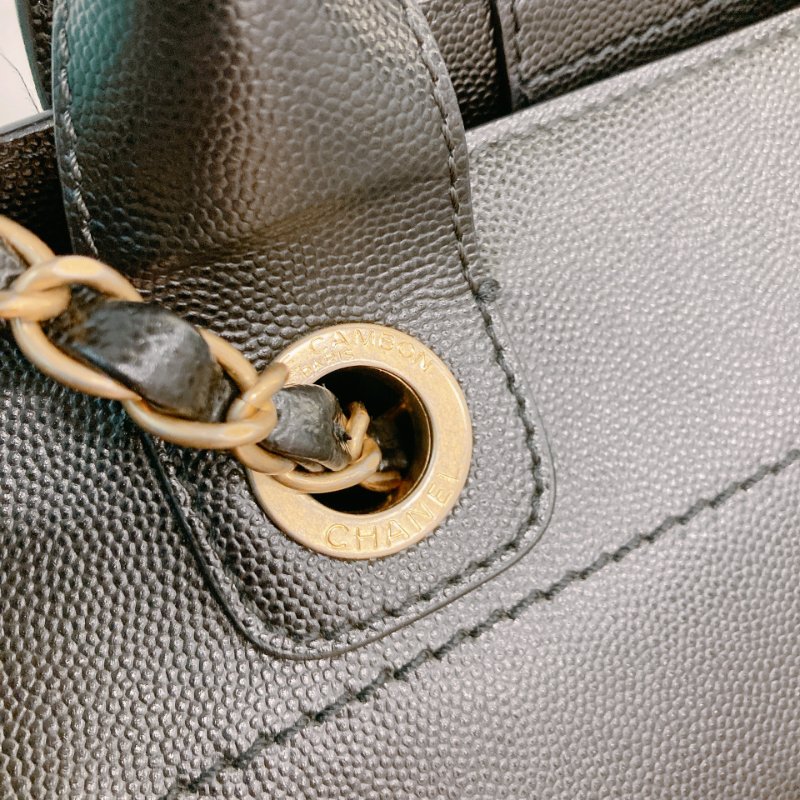 MS0683 Chanel 香奈兒 沙灘袋 購物包 小號 牛皮 黑色 釘子 金扣 Deauville Studded Shopping Bag Small Calfskin Black x GHW-10