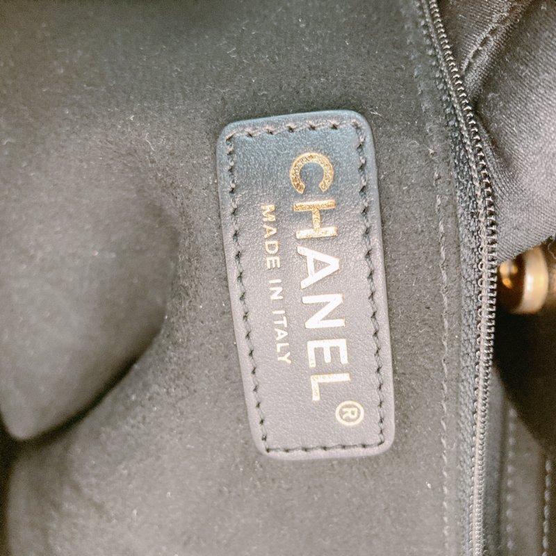 MS0683 Chanel 香奈兒 沙灘袋 購物包 小號 牛皮 黑色 釘子 金扣 Deauville Studded Shopping Bag Small Calfskin Black x GHW-19
