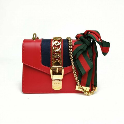 GUCCI Sylvie塞爾維亞絲帶包Mini19紅色牛皮金扣肩背包