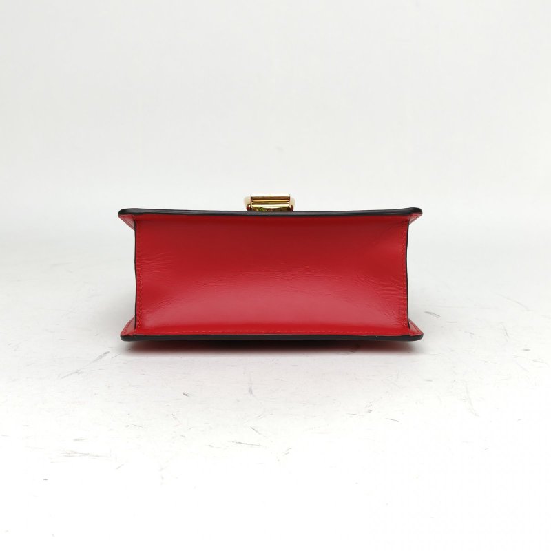 GUCCI Sylvie塞爾維亞絲帶包Mini19紅色牛皮金扣肩背包-4