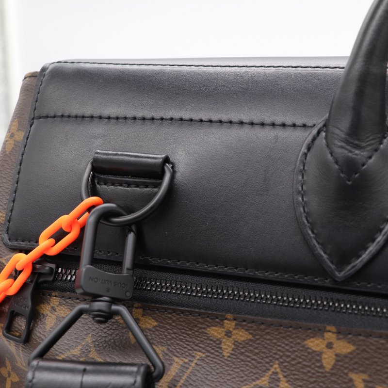 LV 肩背大包-13