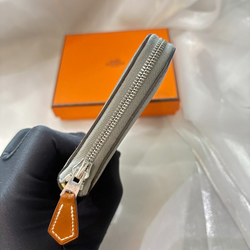 HERMÈS 絲巾短夾大象灰 W刻-1