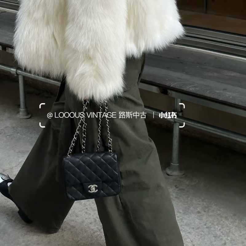 CHANEL 方胖黑銀絕版荔枝🍩CF Mini 17cm Black-13