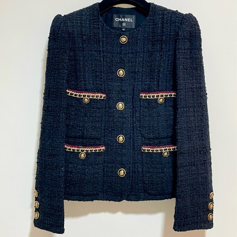 ⭐️ Chanel Jacket 外套
