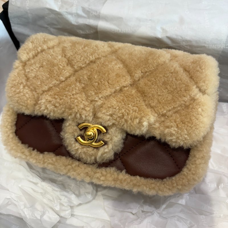 *SHIHNA名牌精品* CHANEL 24K 泰迪mini cf 羊羔毛方胖包-2