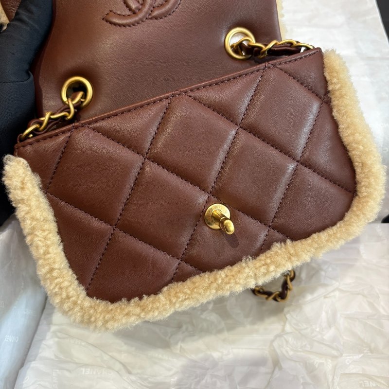 *SHIHNA名牌精品* CHANEL 24K 泰迪mini cf 羊羔毛方胖包-5