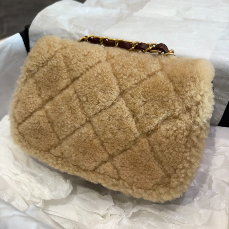 *SHIHNA名牌精品* CHANEL 24K 泰迪mini cf 羊羔毛方胖包-9