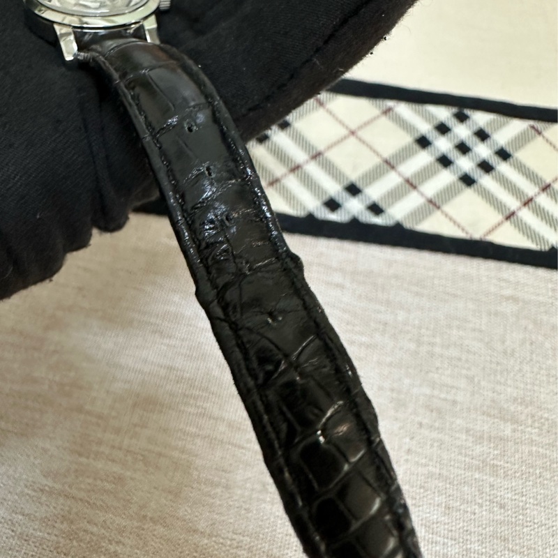 FENDI 不銹鋼女仕簡約錶-11