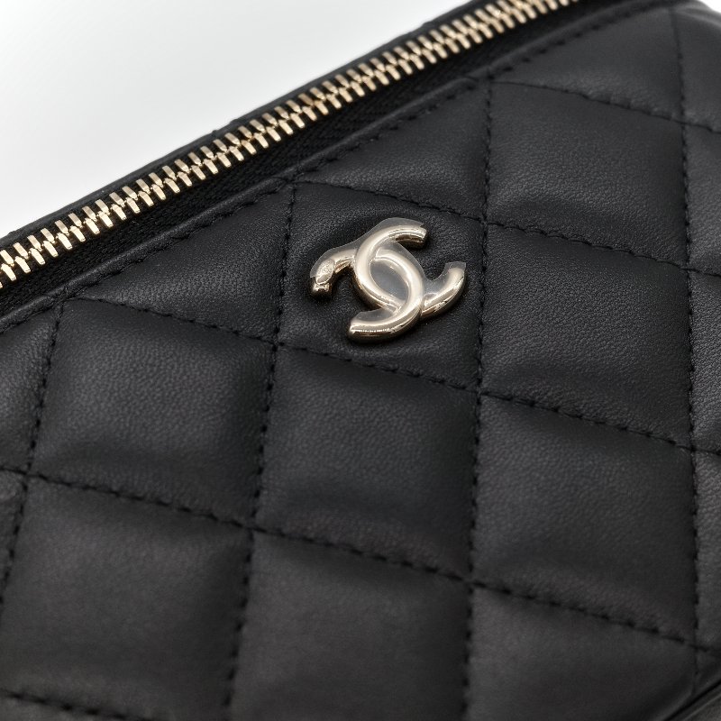 Chanel 香奈兒 Mini Square Pearl Crush 方胖子 黑色 羊皮小足球 斜背鏈帶包-12