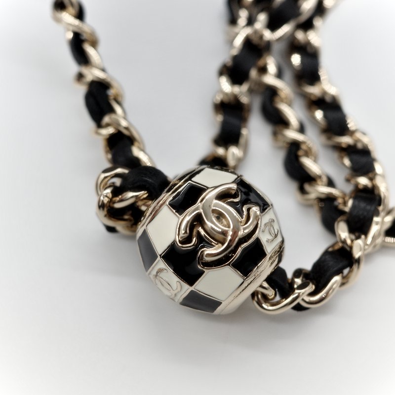 Chanel 香奈兒 Mini Square Pearl Crush 方胖子 黑色 羊皮小足球 斜背鏈帶包-16