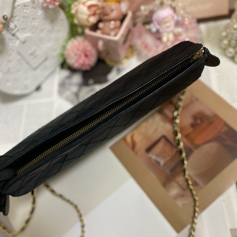 𝙲𝕙𝕒𝕟𝕖𝕝 手拿包鏈條包緞面小牛皮 稀有絕版🏅-11