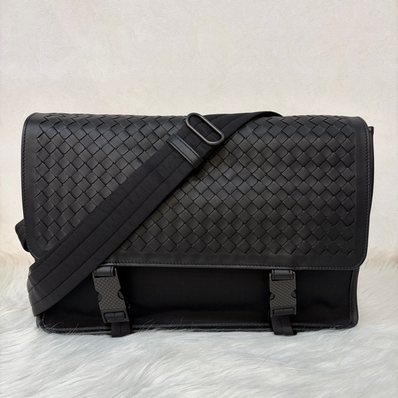 BOTTEGA VENETA 548337 編織牛皮翻蓋商務公事包-0