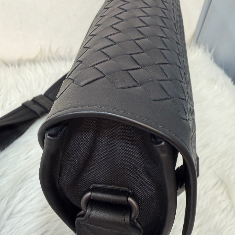 BOTTEGA VENETA 548337 編織牛皮翻蓋商務公事包-16