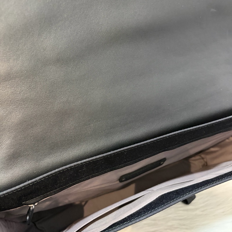 BOTTEGA VENETA 548337 編織牛皮翻蓋商務公事包-32