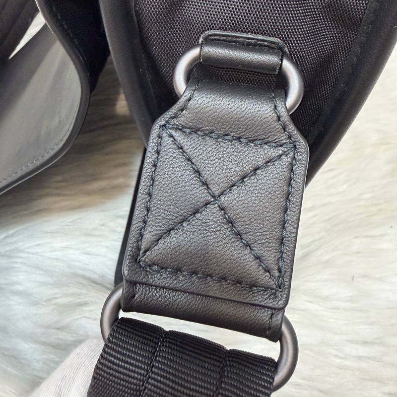 BOTTEGA VENETA 548337 編織牛皮翻蓋商務公事包-46