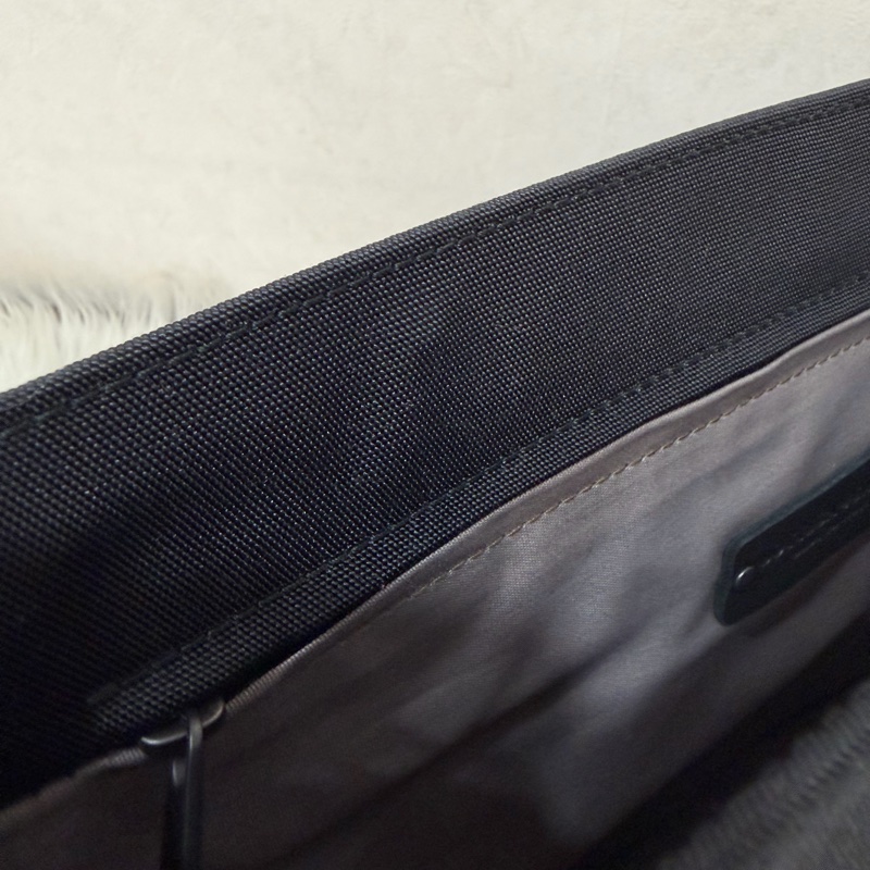 BOTTEGA VENETA 548337 編織牛皮翻蓋商務公事包-50