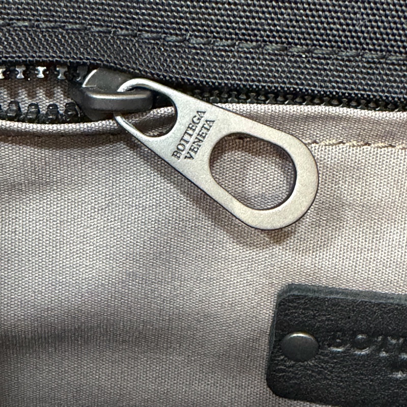 BOTTEGA VENETA 548337 編織牛皮翻蓋商務公事包-60