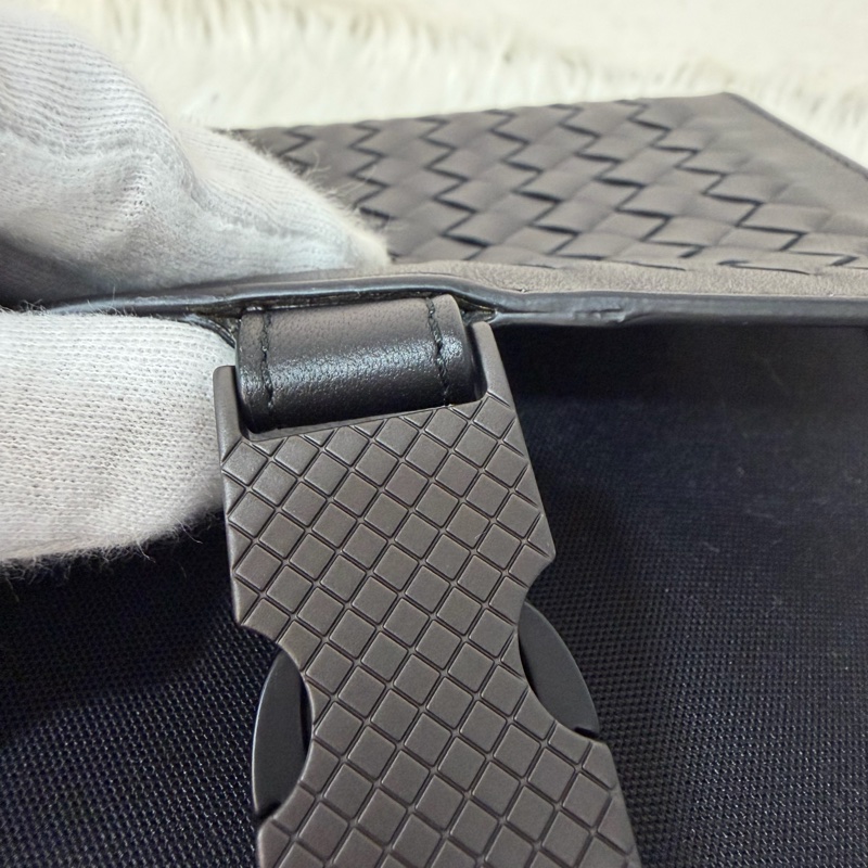 BOTTEGA VENETA 548337 編織牛皮翻蓋商務公事包-78