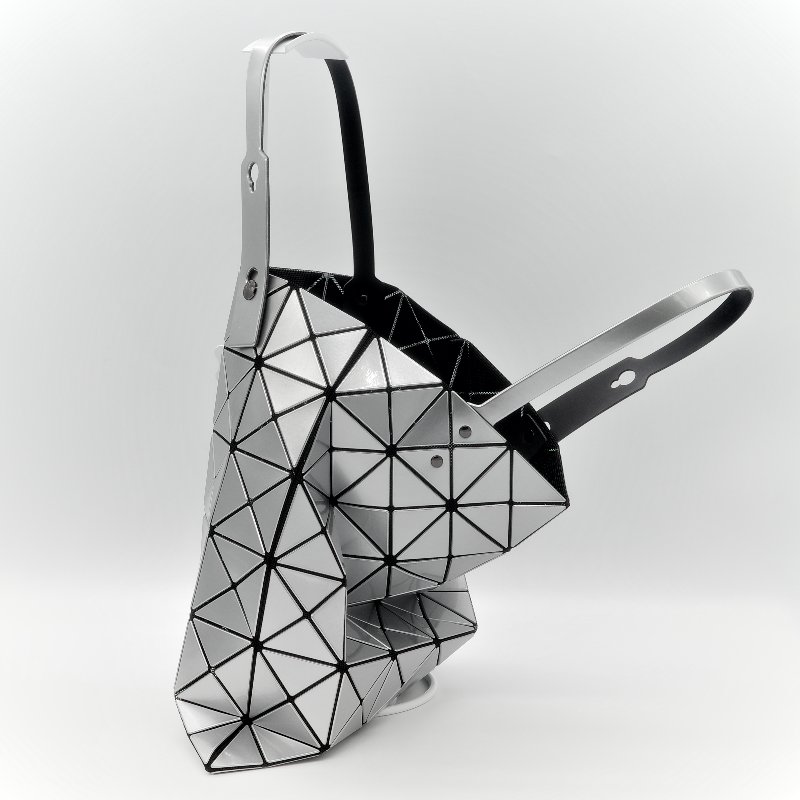 ISSEY MIYAKE三宅一生 銀色包-1