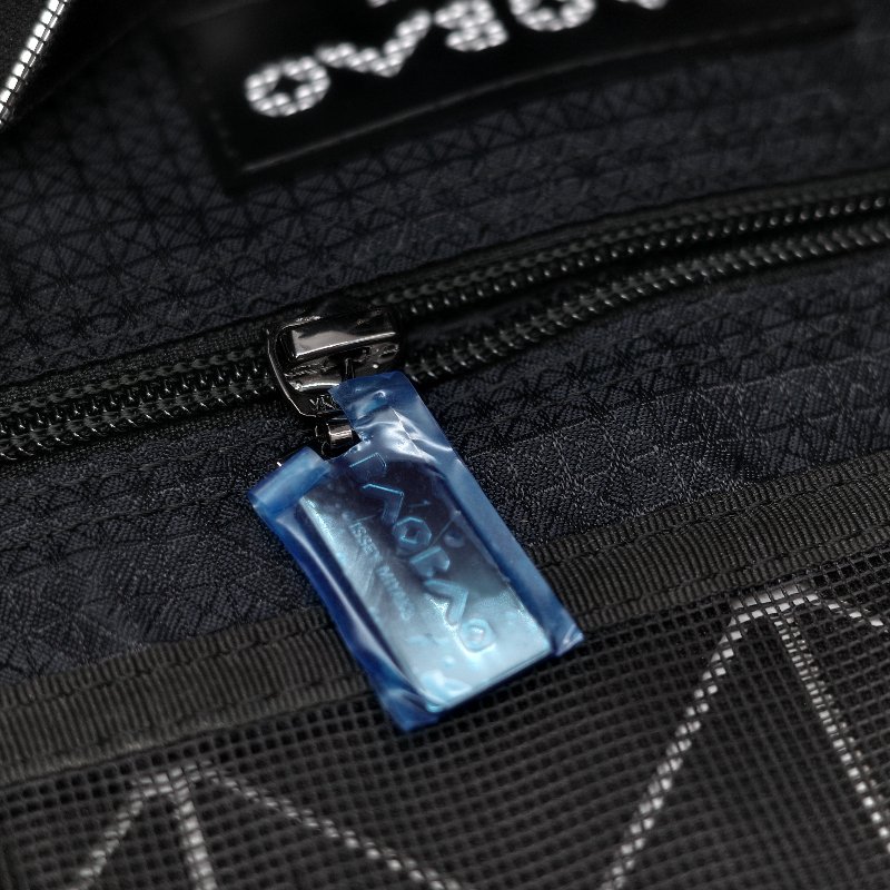 ISSEY MIYAKE三宅一生 銀色包-9