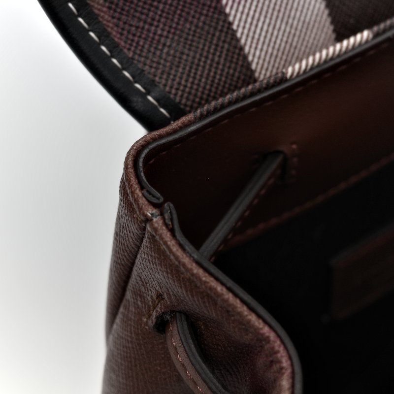 BURBERRY 巴寶莉 經典格紋帆布拼皮革單扣迷你後背包-12