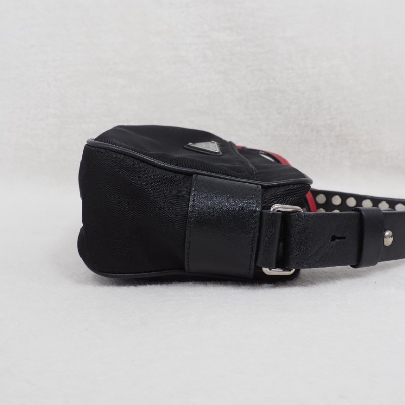 PRADA Tessuto Nylon Studded New Vela 尼龍拼皮革飾釘相機包-3