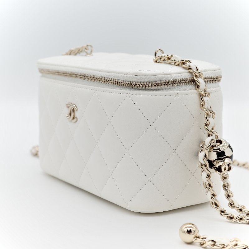 Chanel 香奈兒 白色 羊皮 足球鏈條包-3
