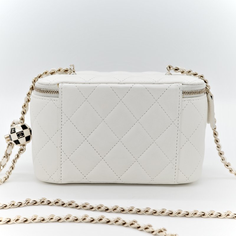 Chanel 香奈兒 白色 羊皮 足球鏈條包-4